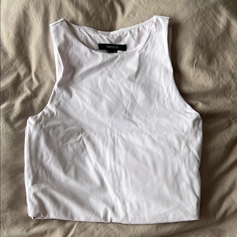 FOREVER 21 White Crop Top